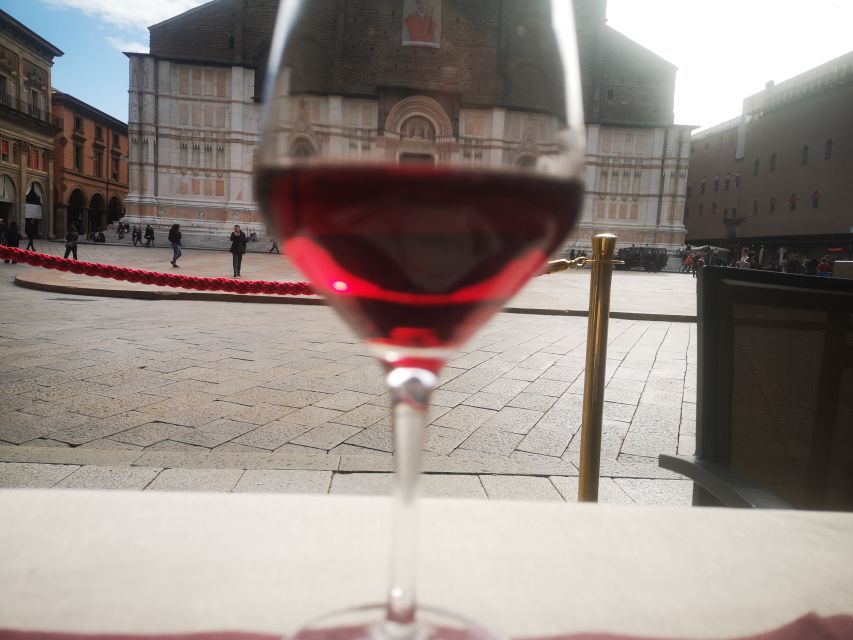 Bologna: City Center Guided Wine Walking Tour - The second stop: comparing styles and settings
