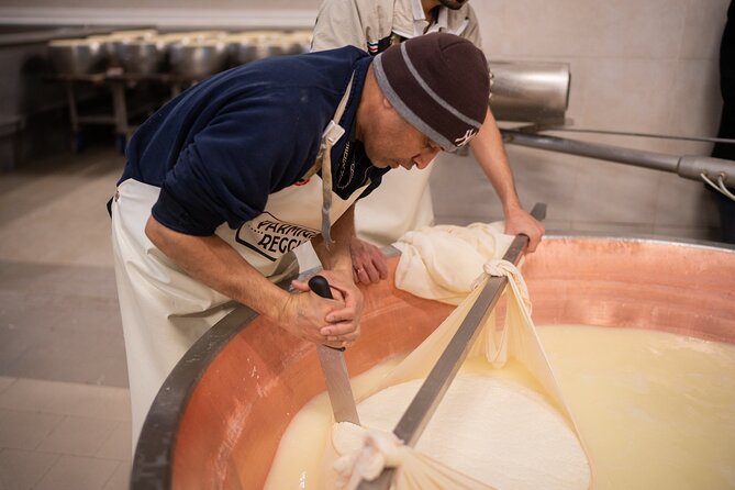 Bologna Food Valley: Factory tasting, Wines & traditional Lunch - Why this Bologna food tour works