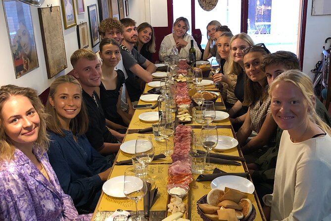 Bologna Food & Wine tour with a local Chef - Finishing with gelato from an old shop