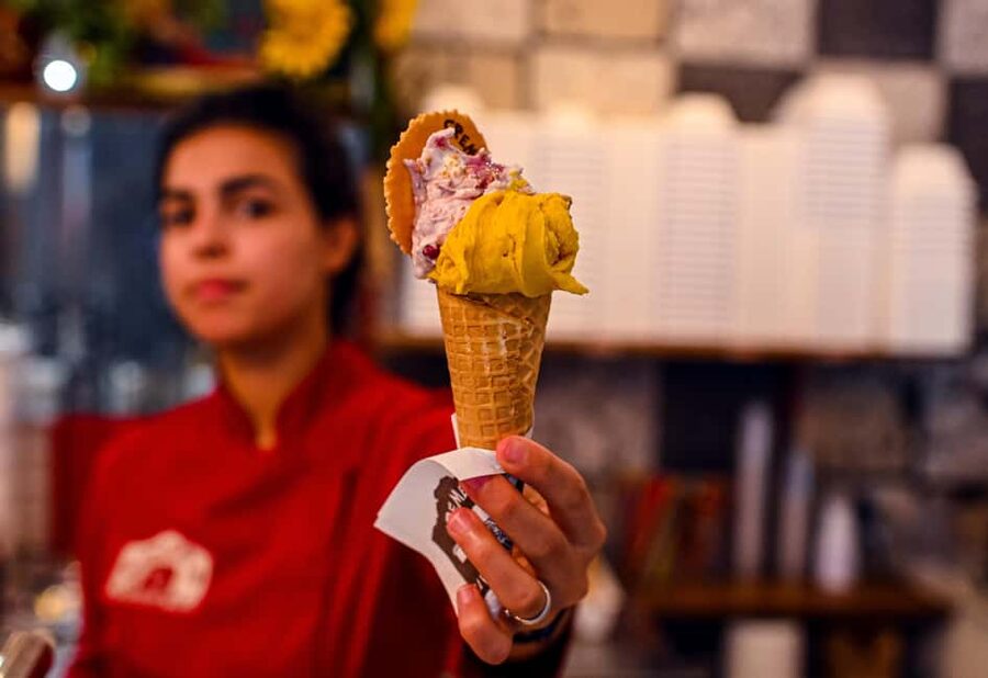 Bologna: Local Food Tour with Authentic Tastings and Wine - Choose between the 2-hour express route and the 3-hour meal