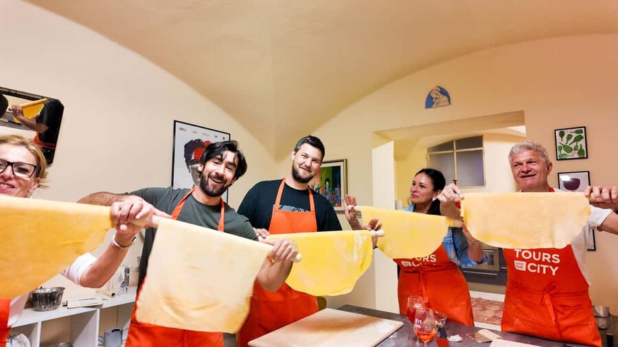 Bologna: Pasta Cooking Class, Ragu, Spritz, Wine & Gelato - Mixing a Casoni Spritz instead of the usual Aperol