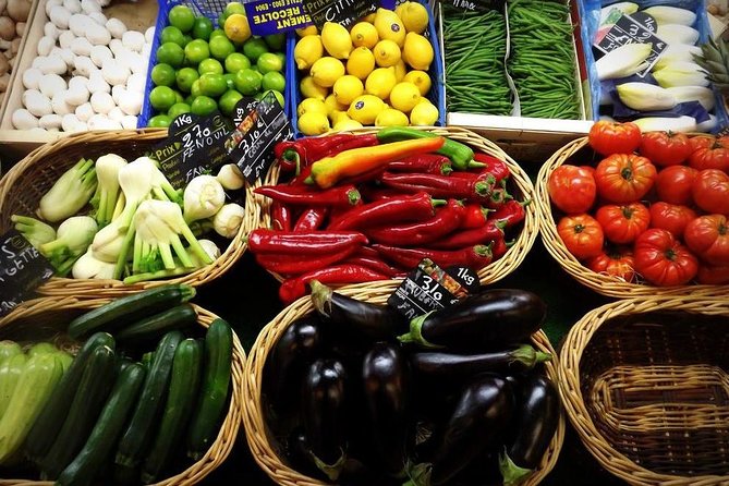 Bordeaux Old Town & Market Local Food with Wine Tastings Tour - Walking Bordeaux’s Old Town between bites