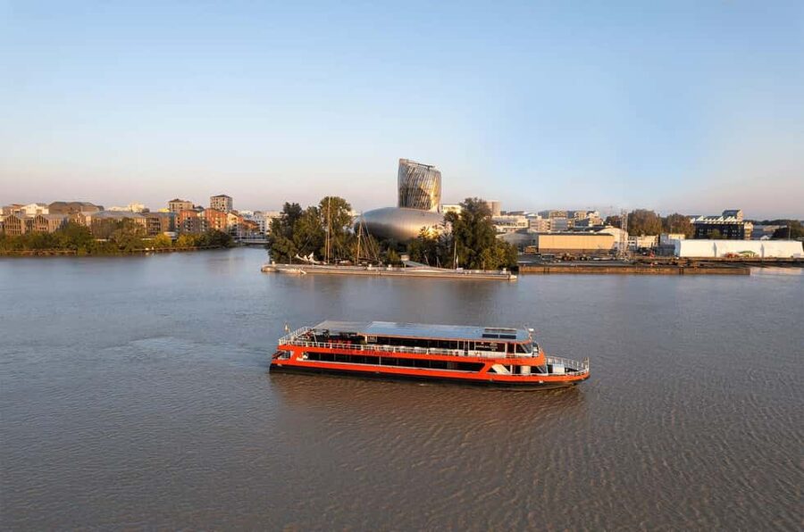 Bordeaux: River Cruise with Commentary, Wine and Canelé - Seeing Bordeaux from the Garonne