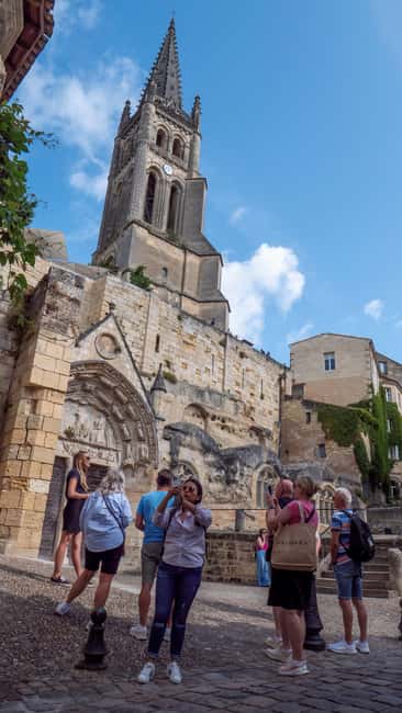 Bordeaux: Saint-Emilion and Medoc Full-Day Wine Experience - What the tastings are really teaching you