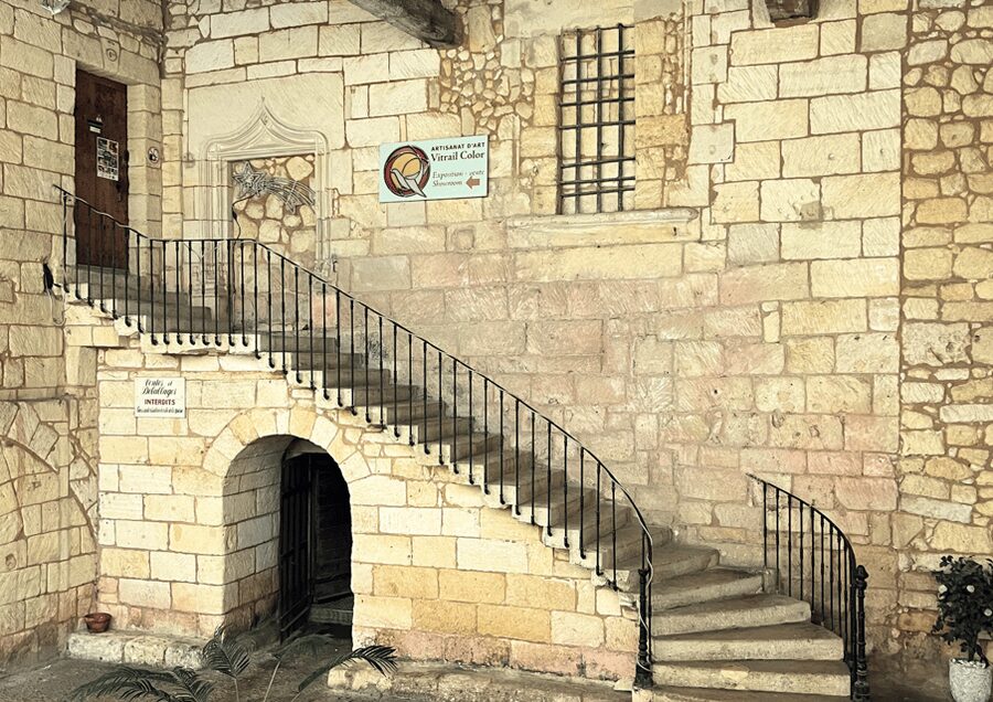 Bordeaux : Unforgettable Saint Emilion Half Day Wine Tour - A five-hour schedule that uses your time well