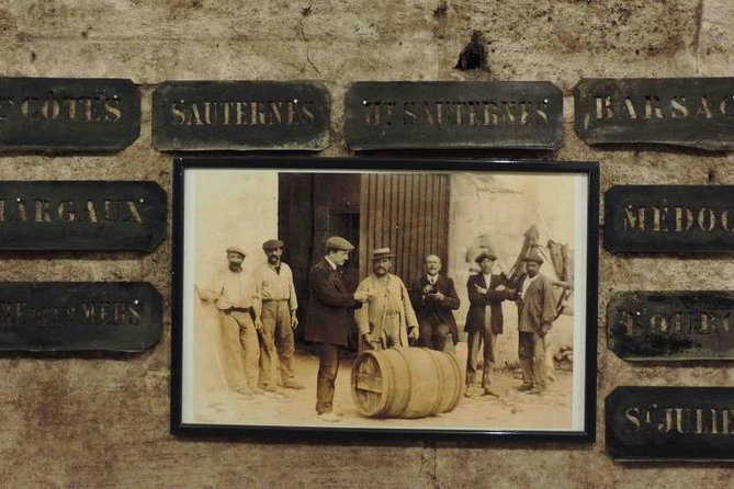Bordeaux Wine and Trade Museum Admission Ticket with Wine Tasting - What the self-guided museum explains