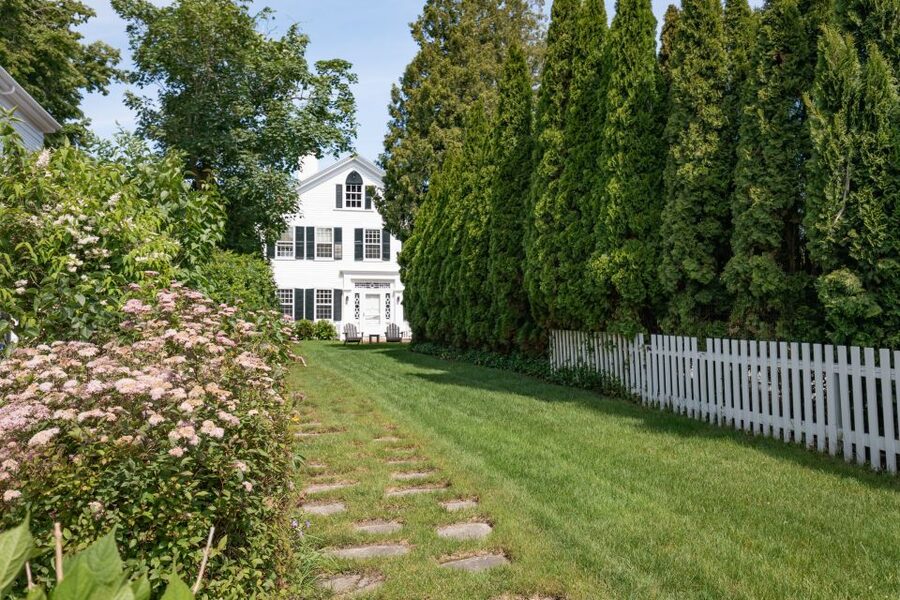Boston: Martha's Vineyard Day Trip with Optional Island Tour - How the free time works