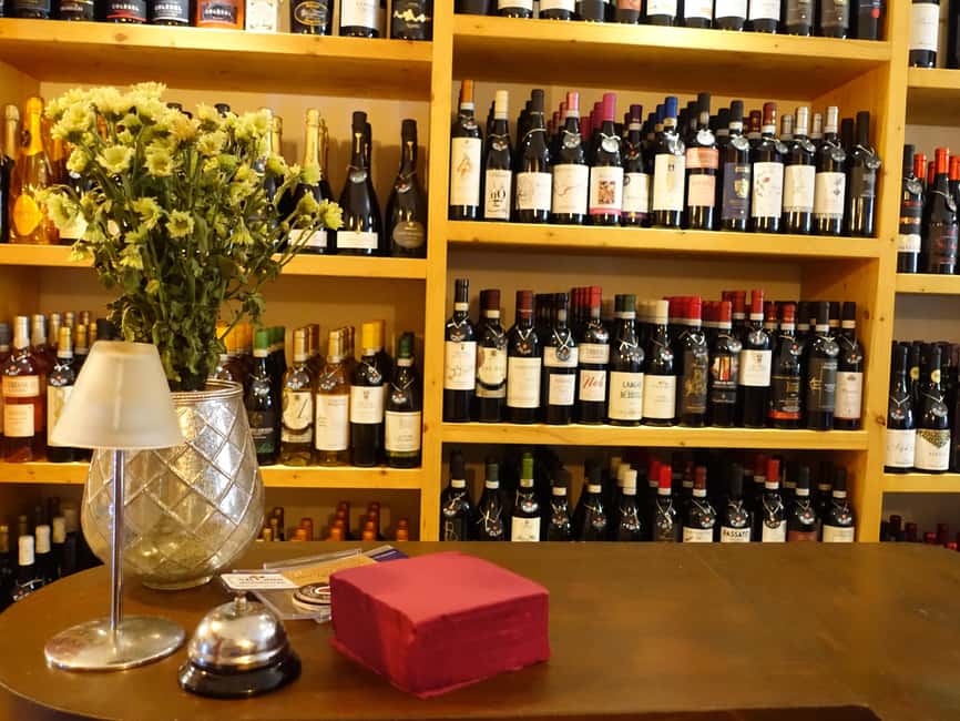 Boutique Wine Tasting in Turin City Center - Four Piedmont wines in a single hour