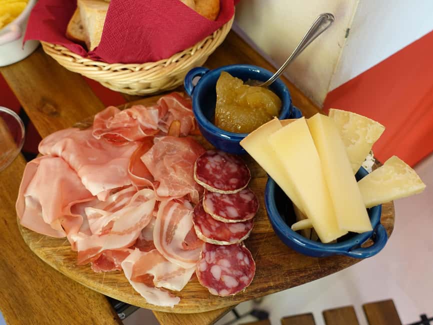 Boutique Wine Tasting in Turin City Center - Food pairings that make the wine easier to understand