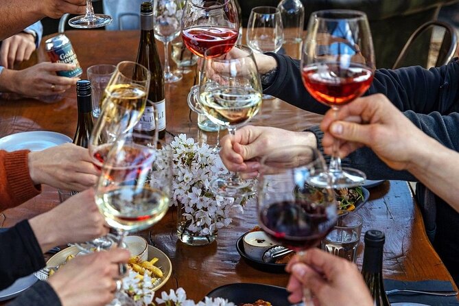 Boutique Wine Tour - visit Central Otago, 4 Wineries & Lunch - Old Cromwell adds a short walk