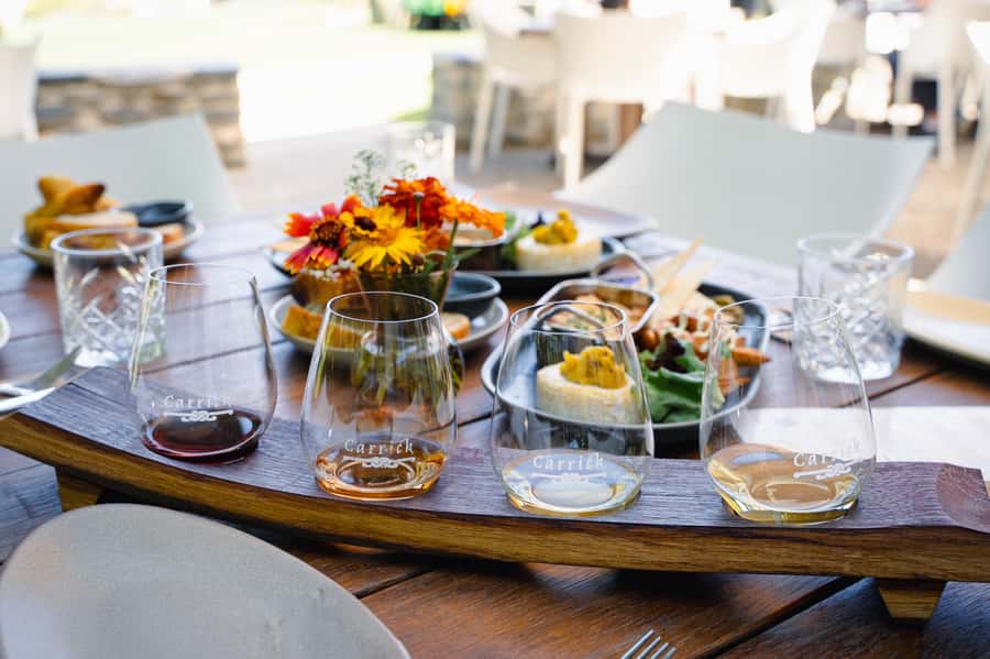 Boutique Winery Half-Day Tour & Vineyard Platter-Style Lunch - Old Cromwell Town and the area’s early story