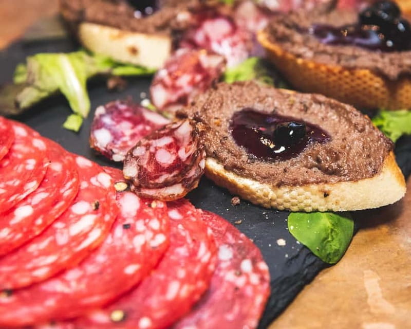 Bucharest: Romanian Wine Tasting Experience at Corks - The five-glass format