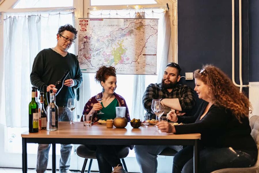 Budapest: Hungarian Wine Tasting with 8 Wines and Tapas - Key points at a glance