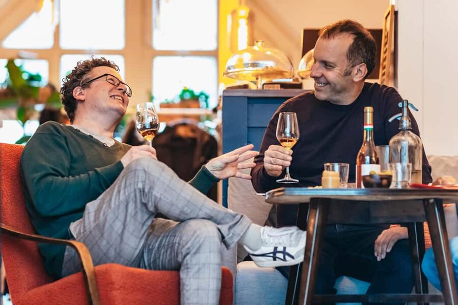 Budapest: Hungarian Wine Tasting with 8 Wines and Tapas - Furmint, kadarka, and the story behind Bull’s Blood