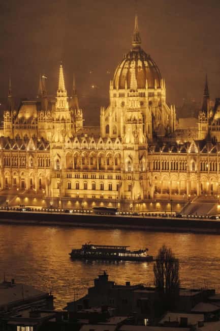 Budapest: Parliament Panorama Cruise with Törley Prosecco - Buda Castle, Fisherman’s Bastion, and Matthias Church