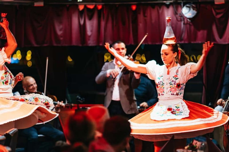 Budapest: Prosecco Dinner Cruise with Live Music - Is $107 good value?