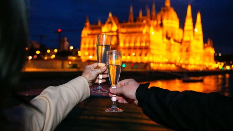 Budapest: Sip and Sail River Cruise with Unlimited Prosecco - The route from Parliament to Rákóczi Bridge