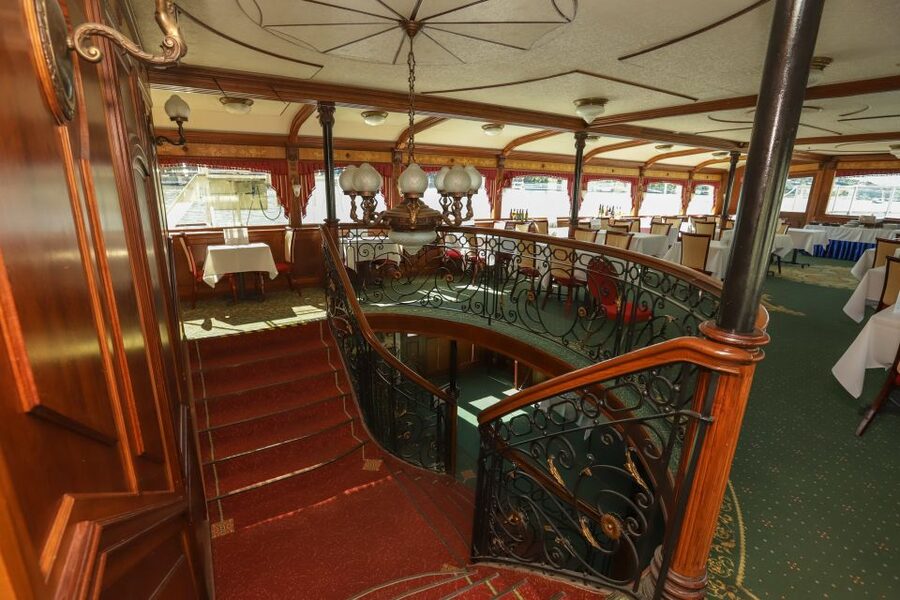 Budapest: Summer Brunch & Cruise with Prosecco or Cake - Key points to know before booking