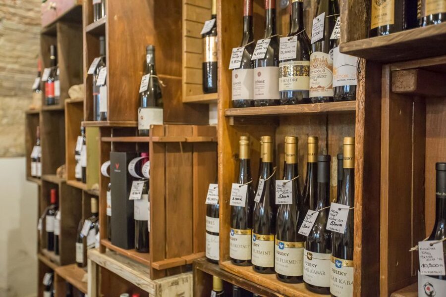 Budapest: Wine, Cheese, and Charcuterie Tasting - Why Hungarian wine deserves an afternoon
