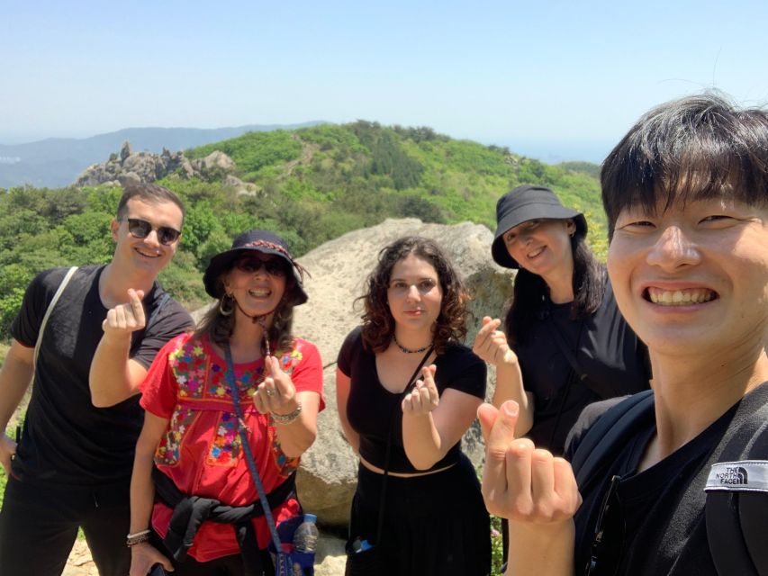 Busan: Hiking and Tasting Rice Wine in the Hidden Village - Meeting at Oncheonjang and taking the mountain bus