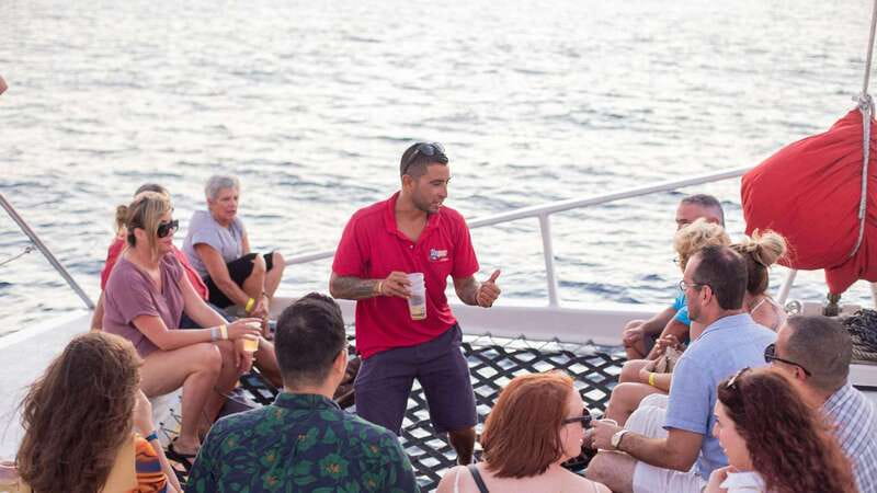 Cabo San Lucas: 2 Hour Sunset Cruise with Food and Wine - How the price compares with the experience