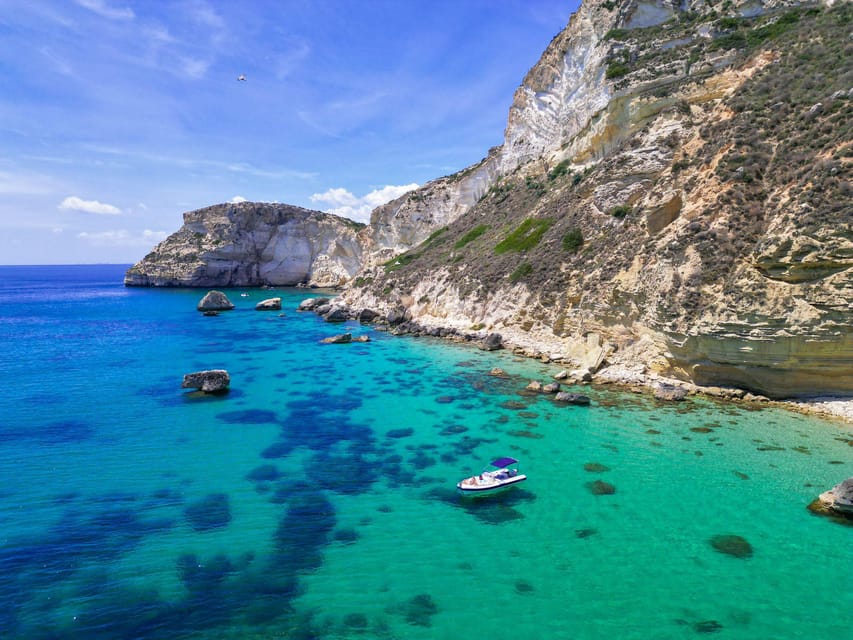 Cagliari: Devil's saddle boat tour, 4 stops and prosecco - Grotta dei Colombi is a scenic pass by