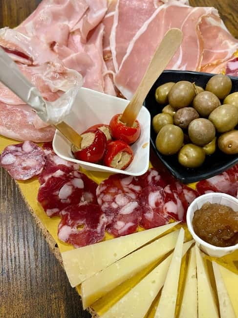 Cagliari: Food and Wine Tasting Experience - Who should book this Cagliari experience?