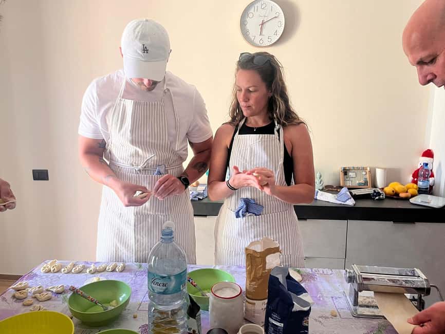 Cagliari Home Cooking Class: Pasta, Wine & Sardinian Flavors - The hosts make the difference