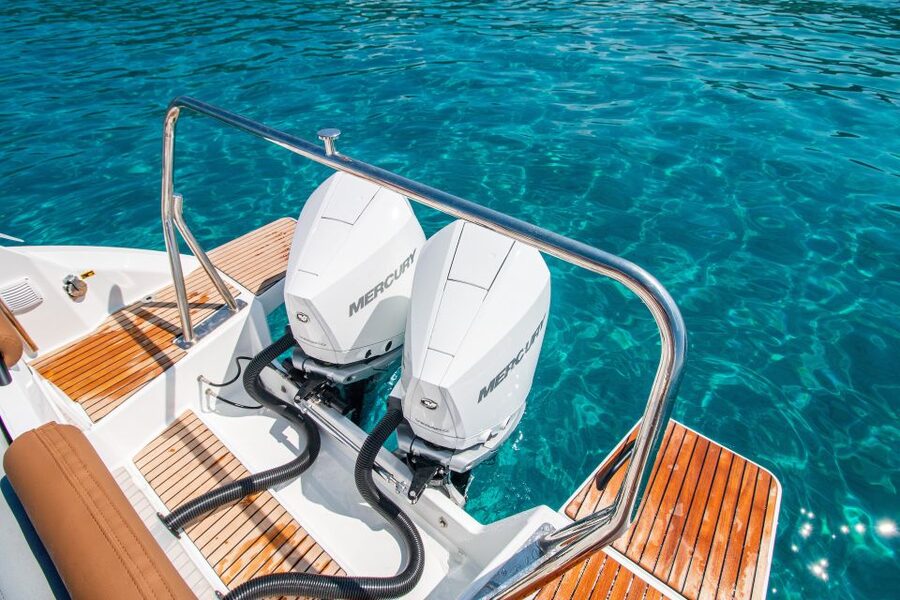 Cagliari: Luxury Motorboat Tour with 3 Swim Stops & Wine - Cala Mosca, the first swim stop