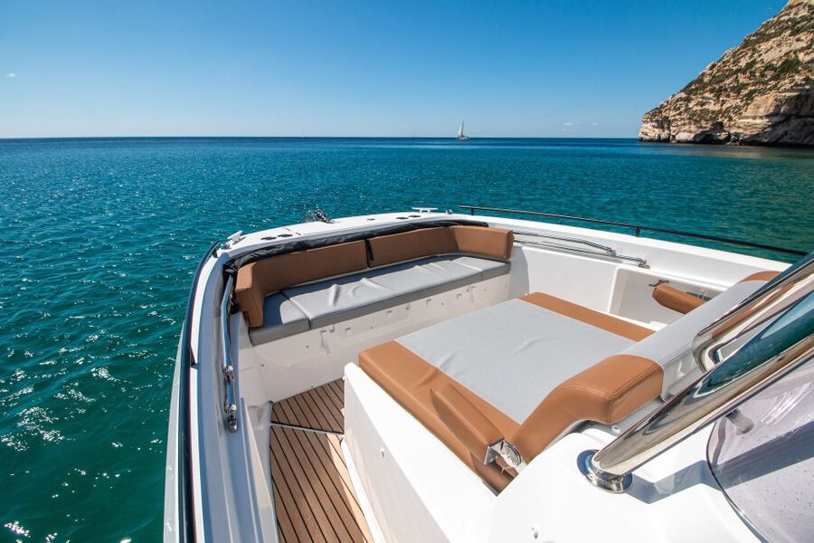 Cagliari: Luxury Motorboat Tour with 3 Swim Stops & Wine - The long final stop near the Devil’s Saddle