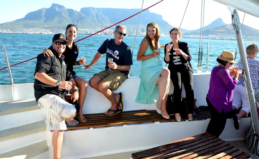 Cape Town: 1-Hour Pre-Sunset Champagne Cruise - Key points to know before you book