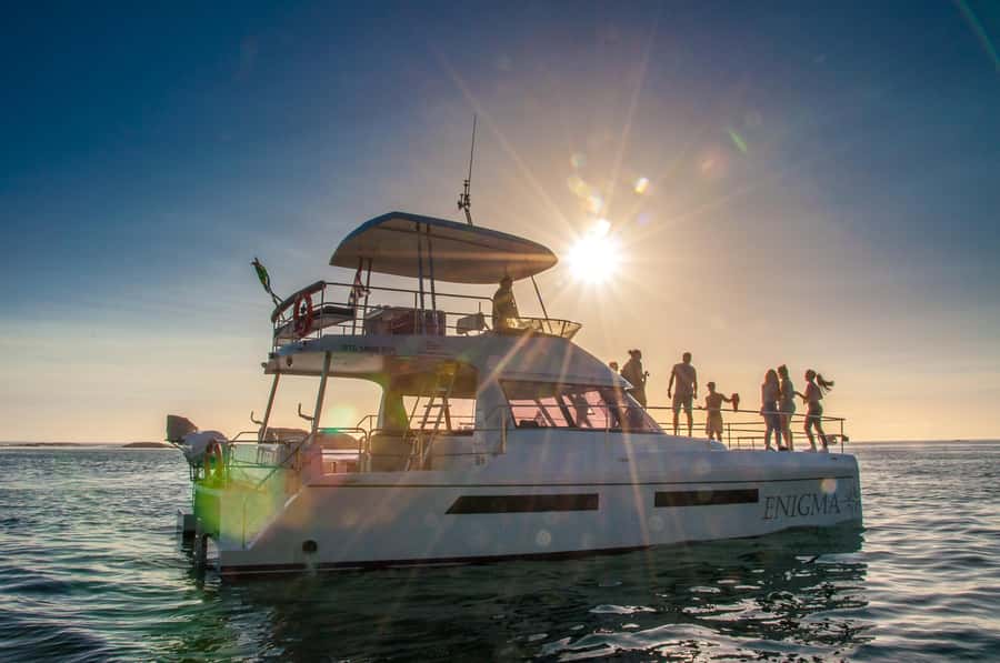 Cape Town: Sunset Champagne Cruise and 3-Course Dinner - Setting out from the V&A Waterfront