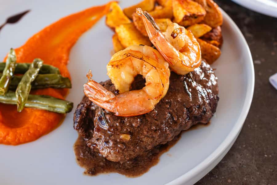 Cartagena: Cruise by the Bay with Dinner and Wine - Practical advice for a smoother evening