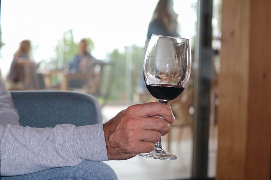 Carvoeiro/Portimão/Alvor: Wine Tour w/ Tasting, Tapas, Music - Finding the winery near Carvoeiro