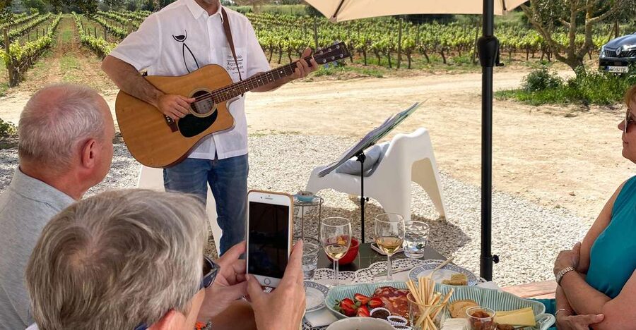 Carvoeiro/Portimão/Alvor: Wine Tour w/ Tasting, Tapas, Music - The 30-minute walk through the estate