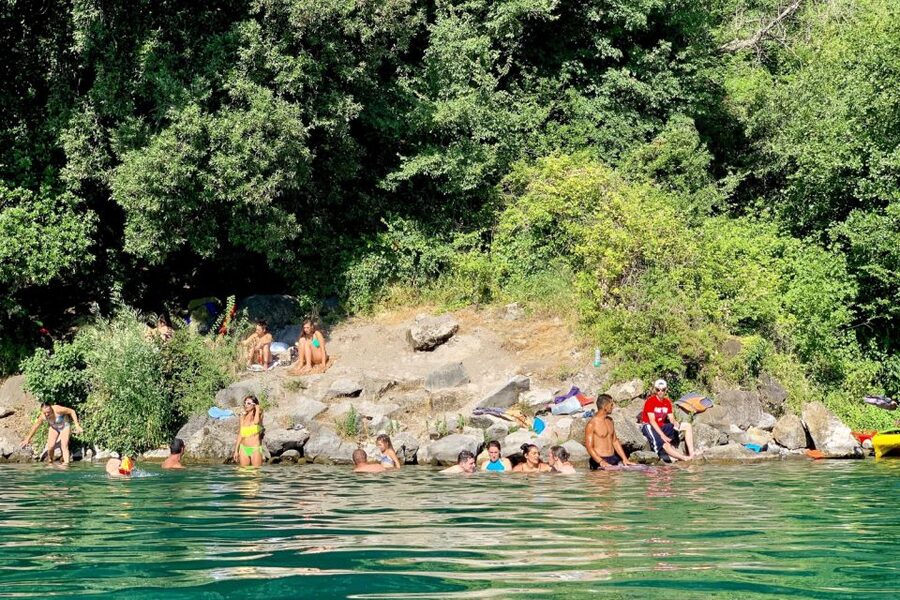 Castel Gandolfo: Kayak Food and Wine Tour - Papal views and the Roman port of Domitian