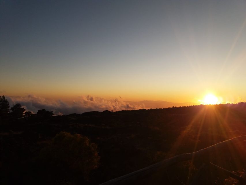 Catania: Mount Etna Sunset Tour and Etna Doc Wine - Silvestri Craters at 2,000 meters