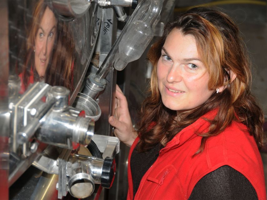 Cellar visit and Alsace wine tasting with a feminine touch - Seeing the cellar and winery facilities