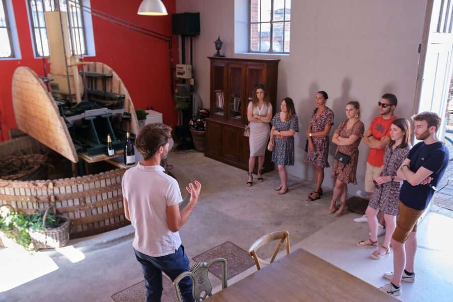 Champagne: Champagne Tasting Class with Lunch - A generous lunch with Champagne pairings