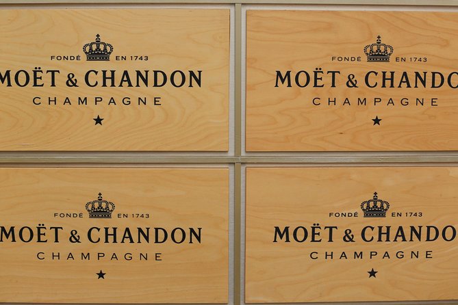 Champagne Day Trip with 6 Tastings, Reims and Winery from Paris - The early ride into Champagne-Ardenne