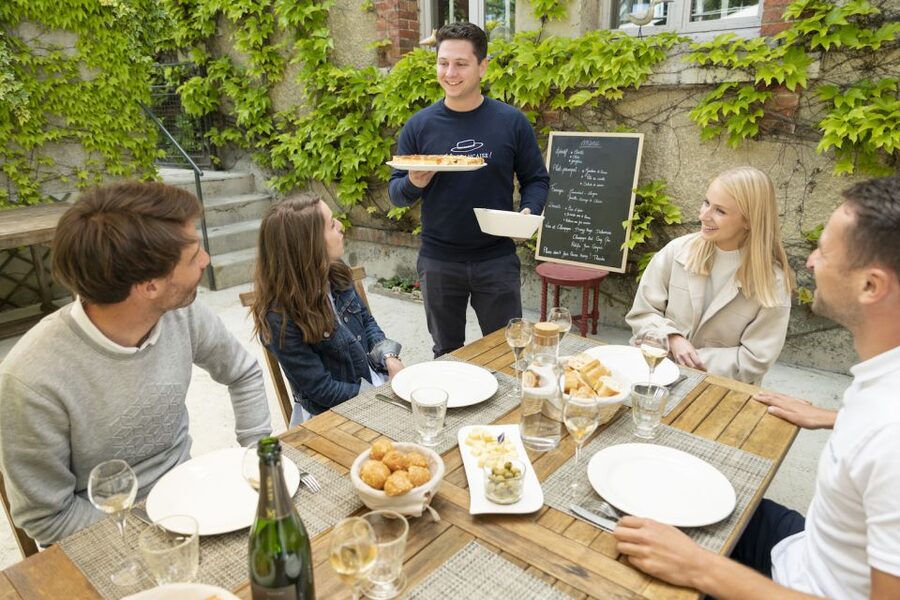 Champagne: E-Bike Champagne Day Tour with Tastings and Lunch - Weather, comfort, and the practical tradeoffs