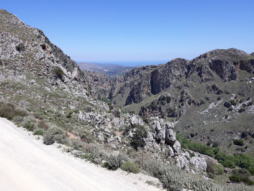Chania: Milia Mountain Tour w/Lunch Olive Oil/Wine Tastings - Lunch at Milia Mountain Retreat