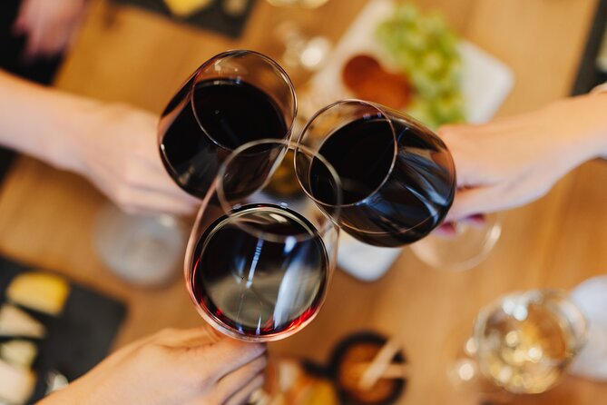 Cheese and Wine tasting in Amsterdam - Five Dutch cheeses and three very different wine partners