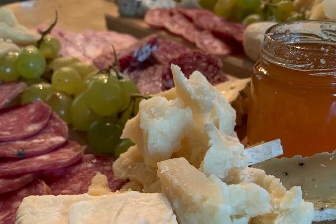 Classic Private Wine Tasting in Castagnole delle Lanze - Who Should Book This Castagnole delle Lanze Tasting?