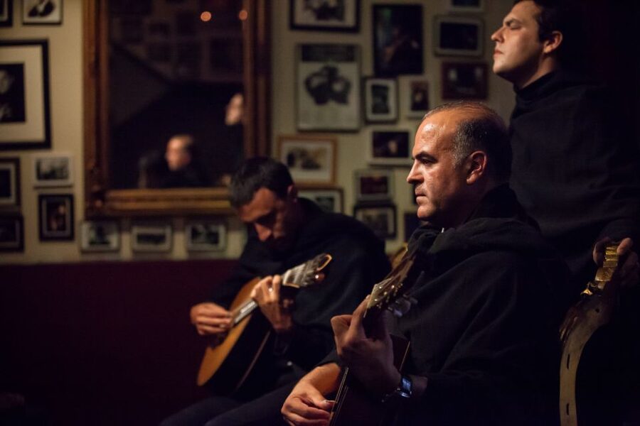 Coimbra: Live Fado Show with Glass of Port Wine - Meeting the musicians over Port