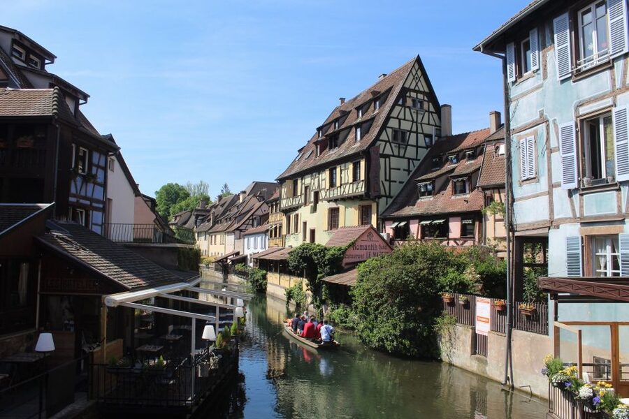 Colmar: Highlights Walking Tour and Wine Tasting - Meeting Nicolas at Parc du Champ de Mars