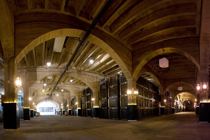 Complete winery experience: visit, tasting and traditional food - A Traditional Meal That Makes the Price Easier to Judge