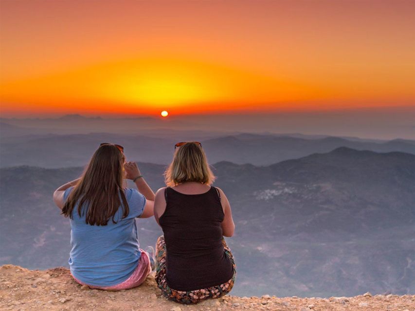 Crete: Land Rover Safari with Sunset Viewing, Dinner, & Wine - Sunset above Crete with prosecco and fruit