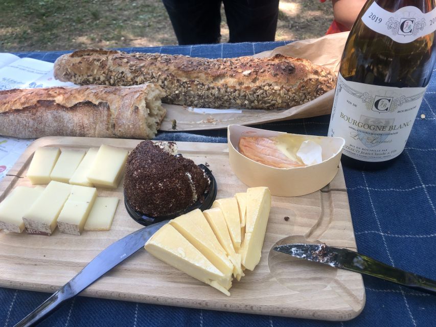 Dijon: Cheese and Burgundy Wine Tasting Workshop - What the experience does especially well