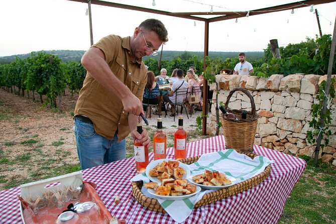 Dinner in the vineyard with wine tasting and walk - Who will enjoy this experience most